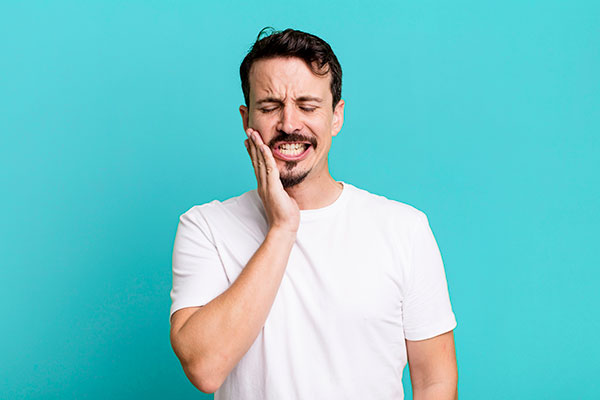 Why It Is Important To Treat A Chipped Tooth